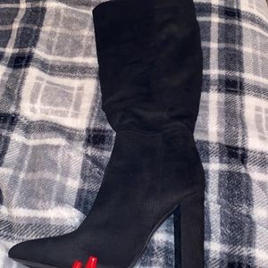 Cash flow boots from fashion nova